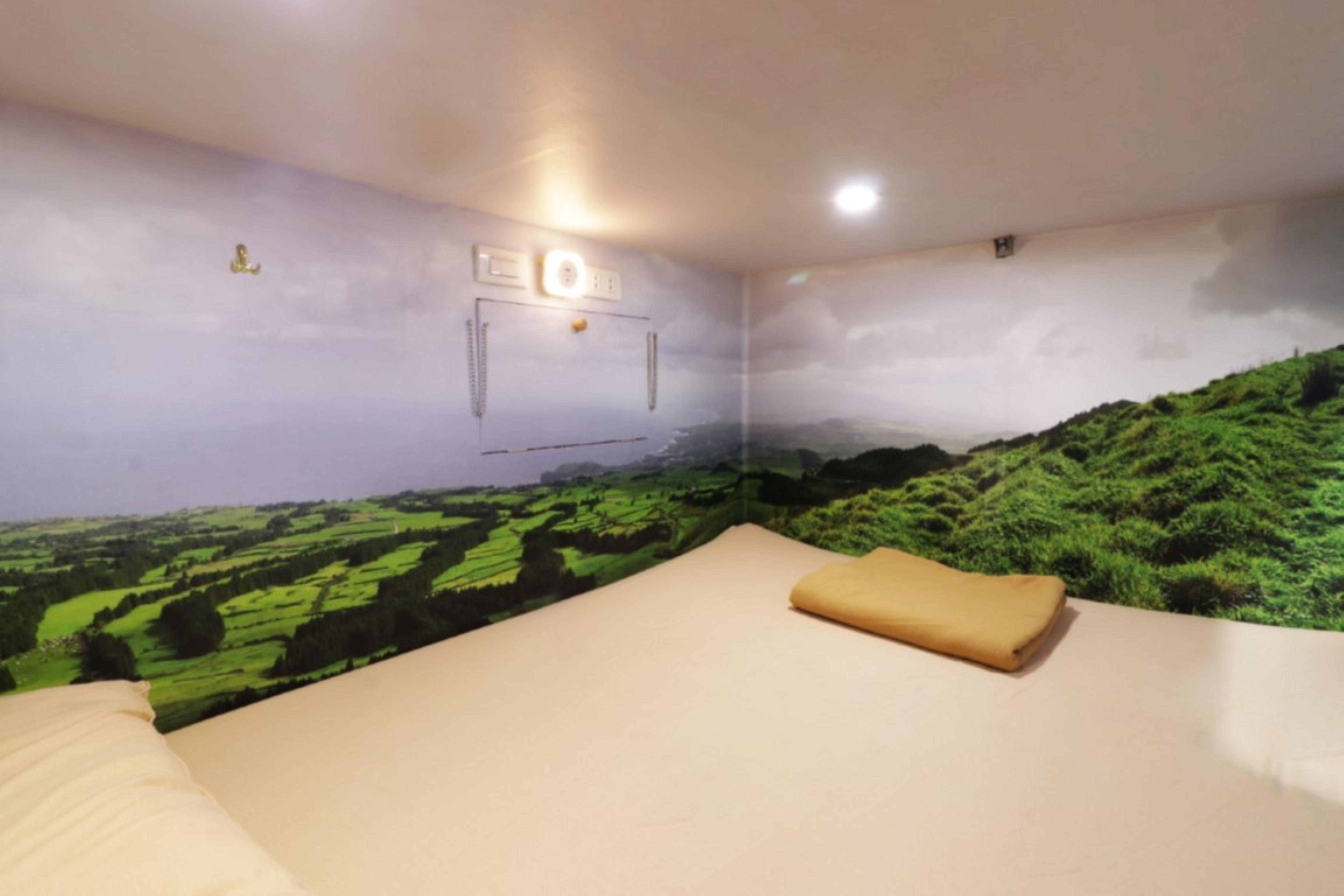 Inap At Capsule Thamrin Hotel Jakarta Exterior photo