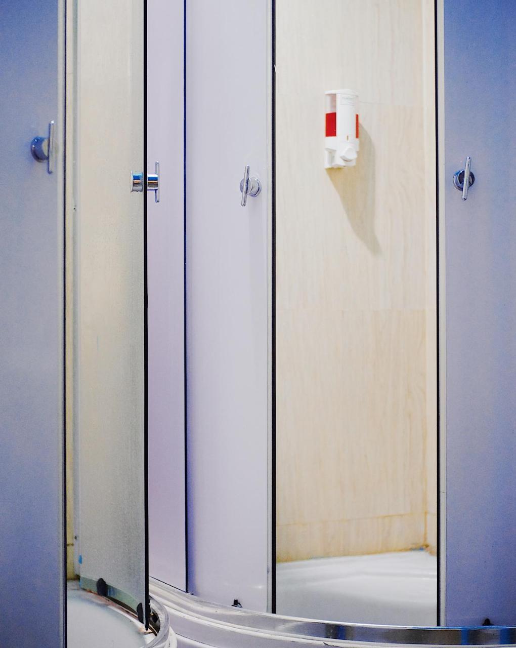 Inap At Capsule Thamrin Hotel Jakarta Exterior photo